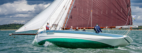 Old Gaffer 'Alberta' over 30ft racing at Cowes Classics Week